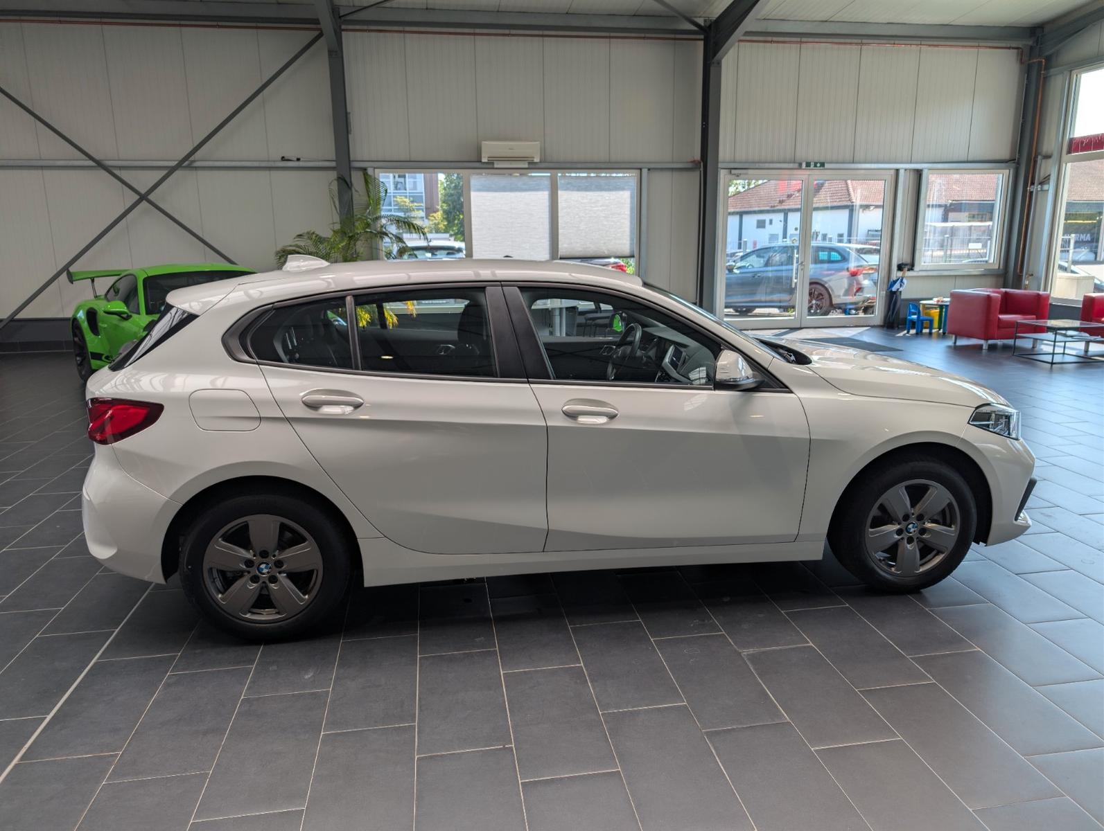 BMW 116 i Aut. Advantage, миниатюра 8