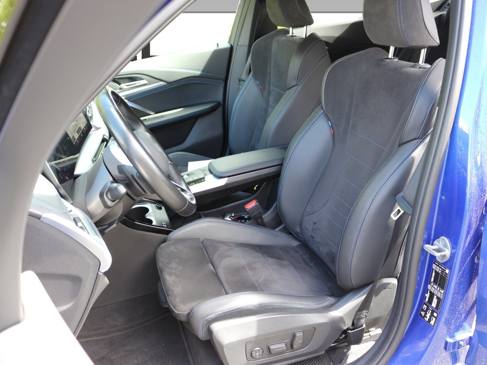 BMW X1 xDrive23d M Sport Head-Up AHK HiFi foto 7