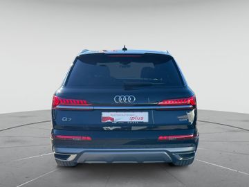 Audi Q7 - 7