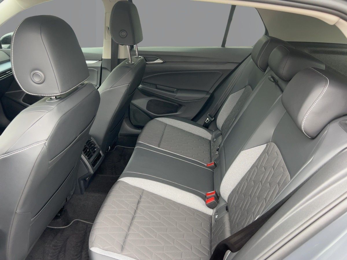 Volkswagen Golf - Bild 10