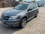 Mitsubishi Qutlander 2,4L. 4x4 Allrad. AHK - gebrauchte Mitsubishi Outlander aus dem Jahr 2006