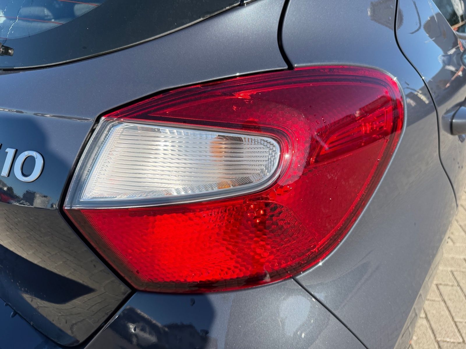 Fahrzeugabbildung Hyundai i10 1.0 Trend Navi Sitzheizung
