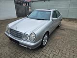 Mercedes-Benz E 320 ELEGANCE Elegance - gebrauchte Mercedes-Benz E 320 aus dem Jahr 1996