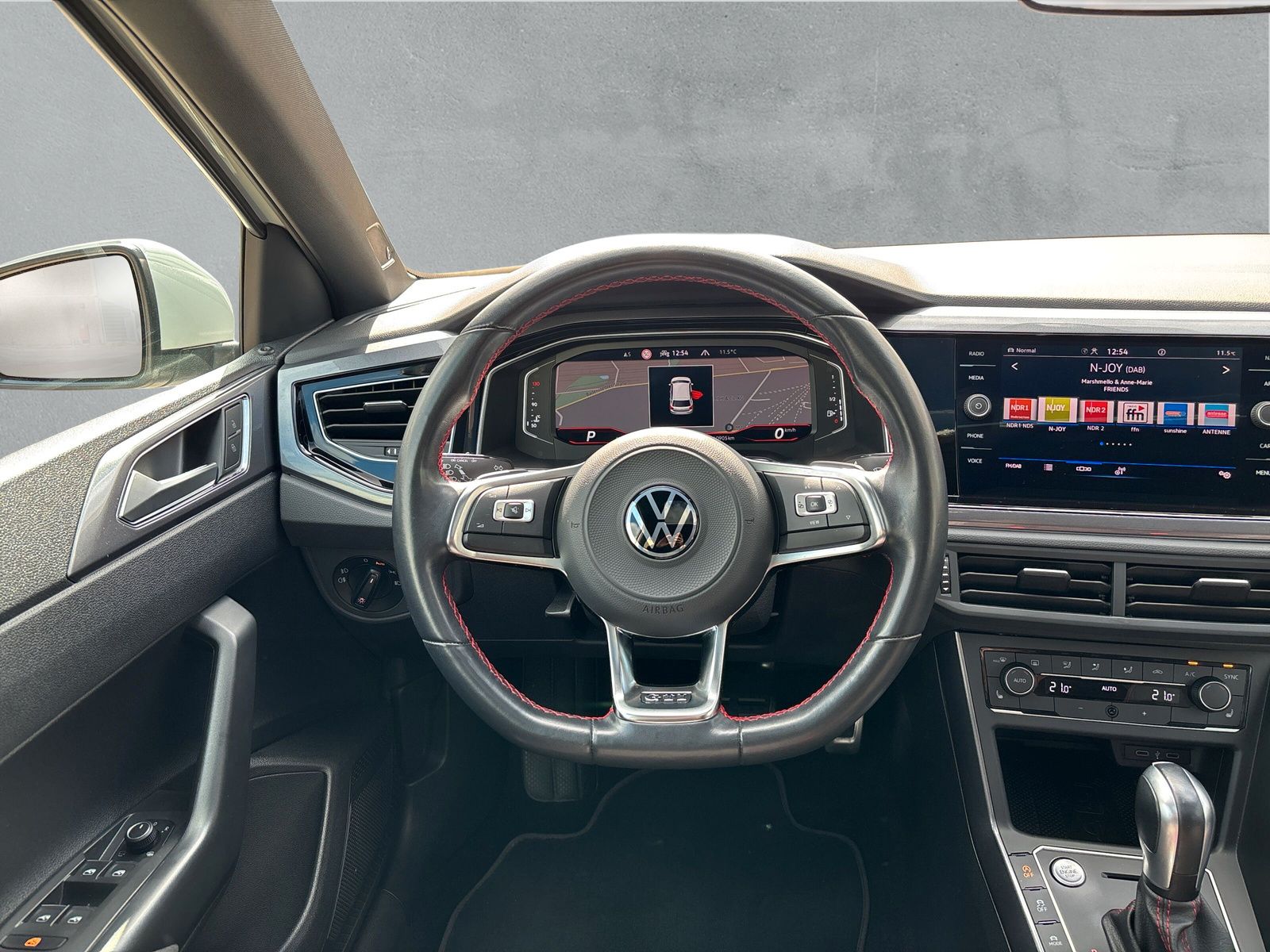 Fahrzeugabbildung Volkswagen Polo GTI 2.0 TSI Kamera Pano AppConnect