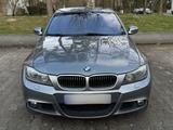BMW E90 325i M-Paket*Xenon*Navi*Automatik ... - BMW 325 in Mainz
