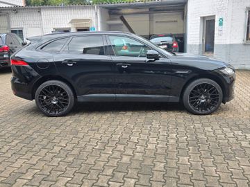 Jaguar F-Pace - 7