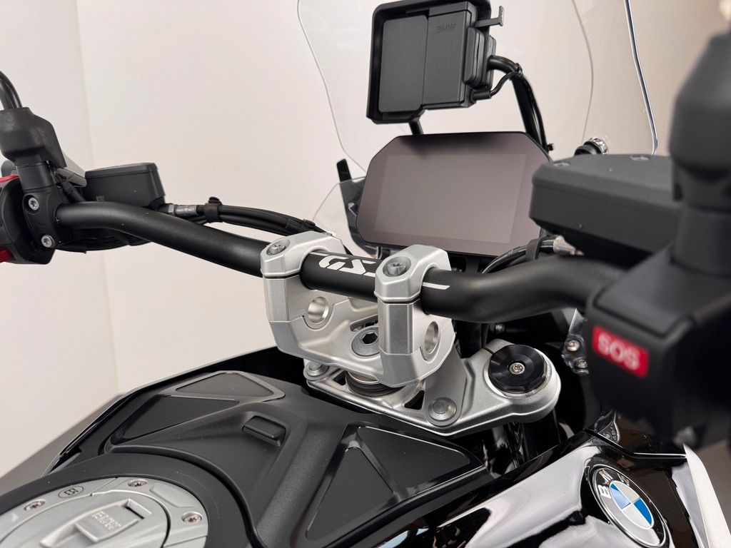 Fahrzeugabbildung BMW R1300 GS *ADAPT. FAHRWERK *3 PAKETE