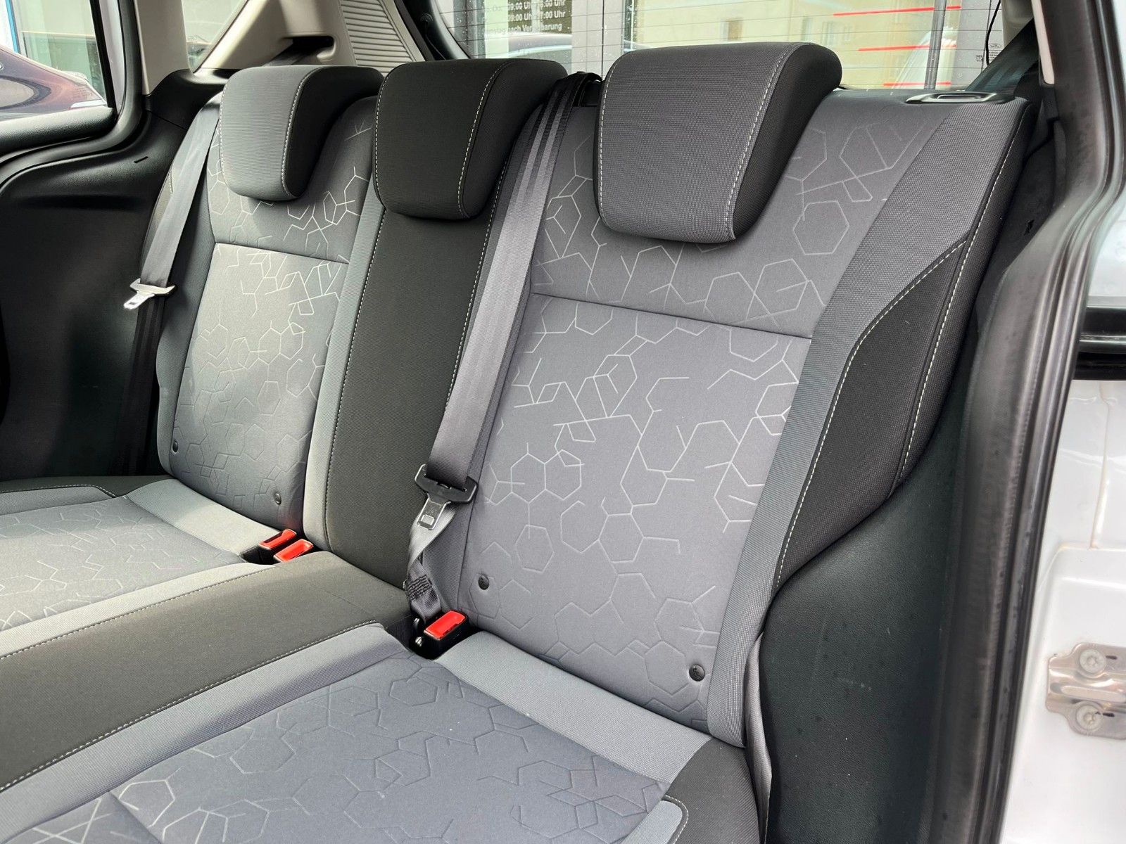 Fahrzeugabbildung Ford B-Max 1.6 Sync Edition