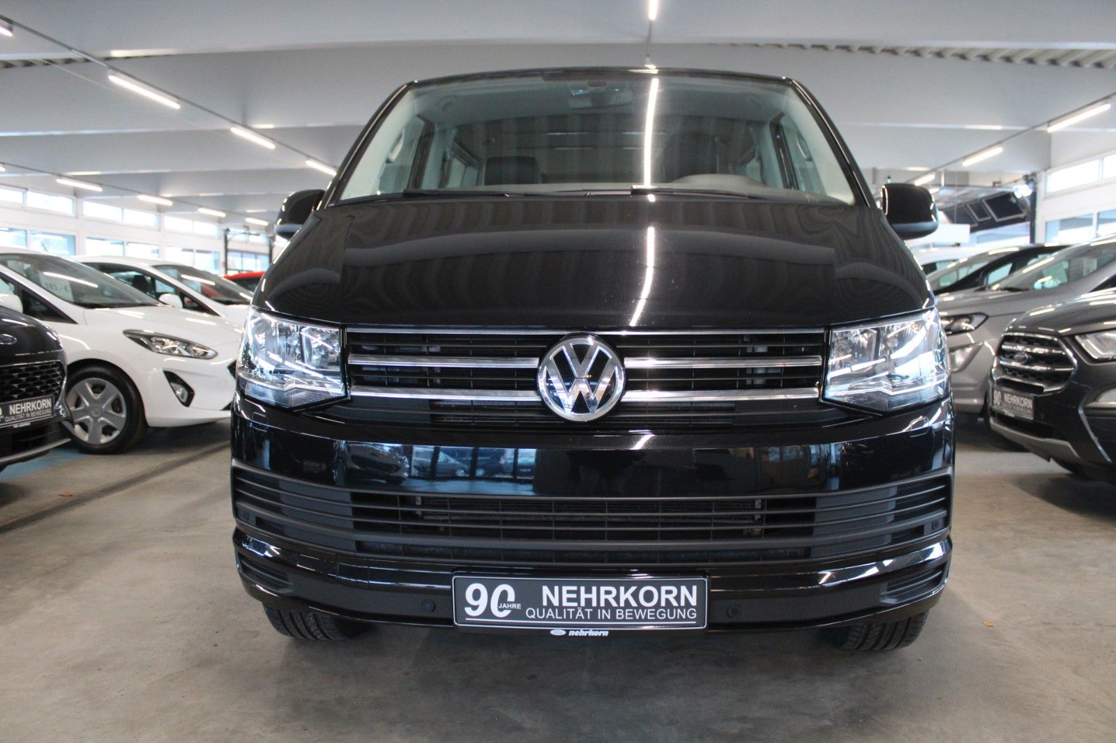 Fahrzeugabbildung Volkswagen T6 Multivan 2.0 TDi DSG Comfortline 7-Sitze AHK