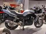 Yamaha FZS 600 Fazer - YAMAHA FAZER 600