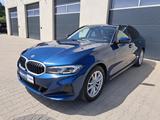 BMW 318d LCI*Adapt.LED*Curved*HiFi*HUD*RFK - BMW 318 in Dortmund