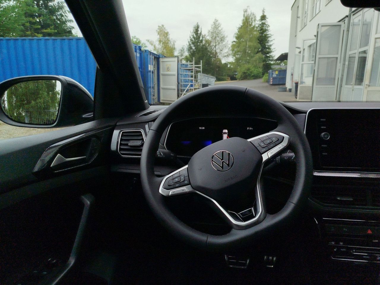 Fahrzeugabbildung Volkswagen T-Cross R-Line 1.5 l TSI ACT 110 kW (150 PS)