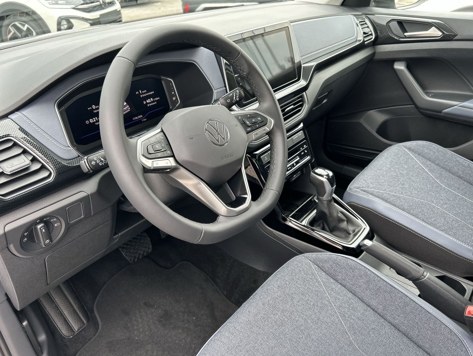 Volkswagen T-Cross - Bild 14
