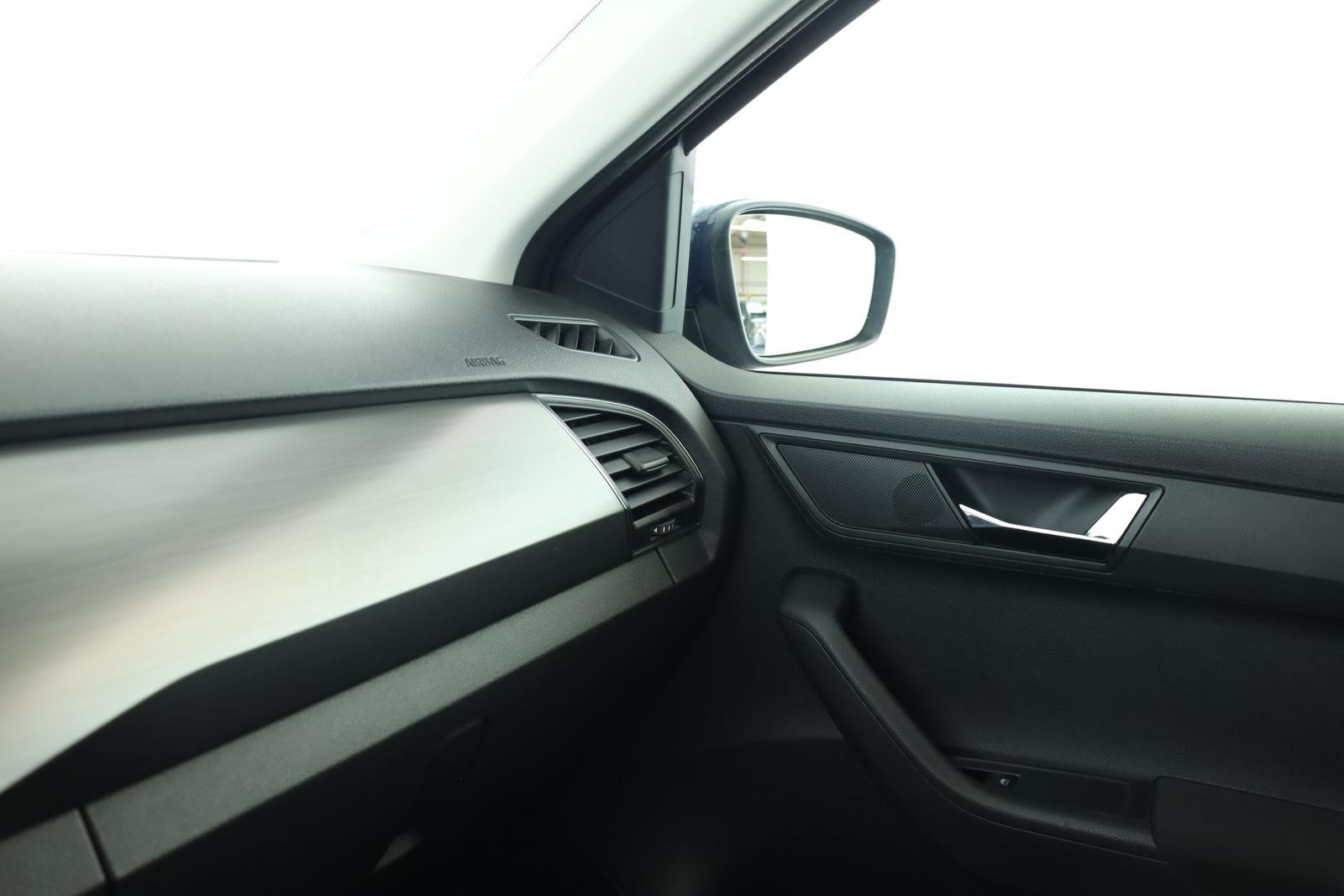 Skoda Fabia 1.0 TSI DSG Style Klima DAB SHZ ACC PDC 17