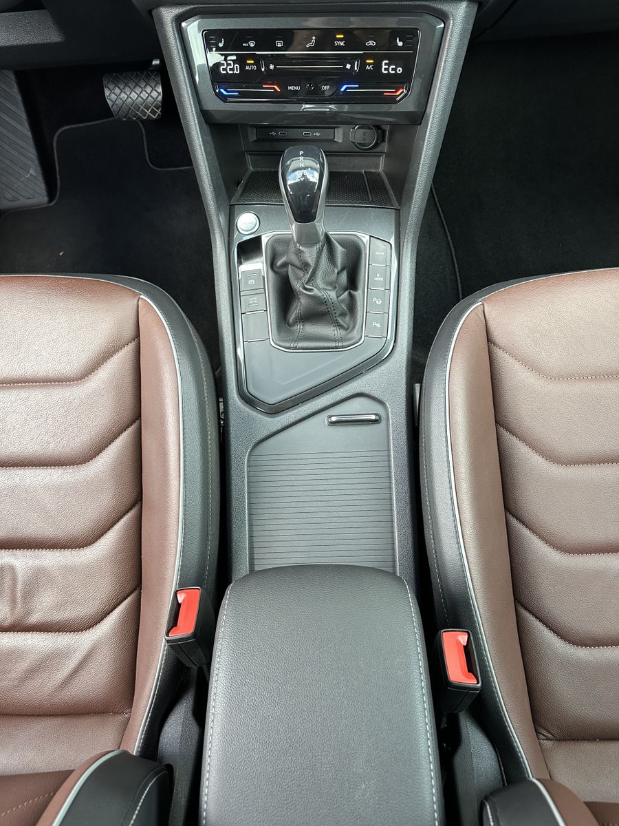 Fahrzeugabbildung Volkswagen Tiguan 1.4 eHybrid DSG Elegance NAV+LED+AHK+ACC