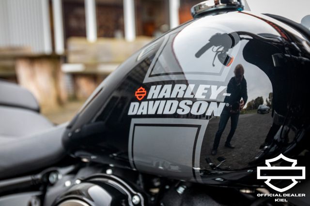 Fahrzeugabbildung Harley-Davidson FLSB SPORT GLIDE 107 ci  MY22 - Bestellen