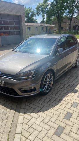VW VW Golf 7 R-Line