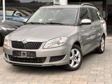 Skoda Fabia 1.2l TSI Green tec Family Combi°Automatik° - Skoda Fabia aus 2011: Kombi