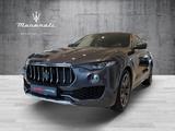 Maserati Levante SQ4 GranLusso - Maserati Levante in Leipzig