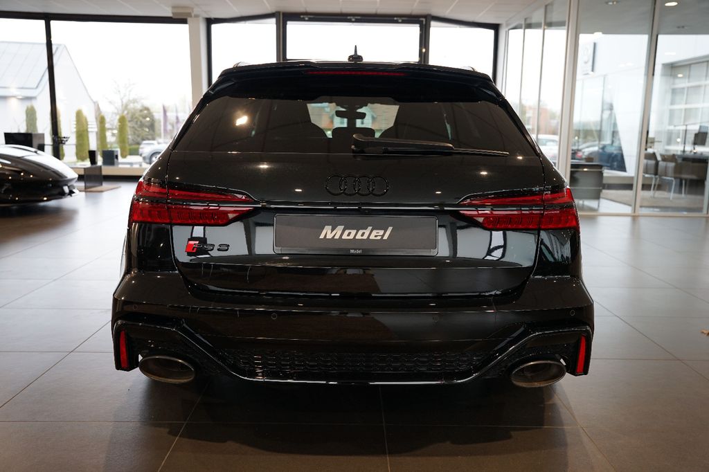 AUDI RS6 performance | RS-Designpaket+ | Pano | HuD AUDI RS6 performance | RS-Designpaket+ | Pano | HuD