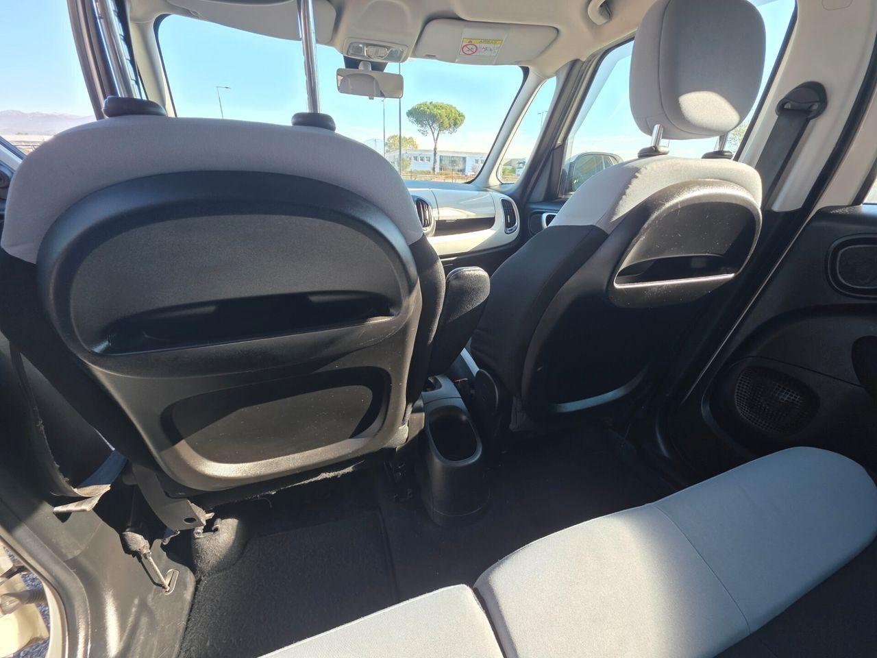 Fiat 500L 2015 — photo 11