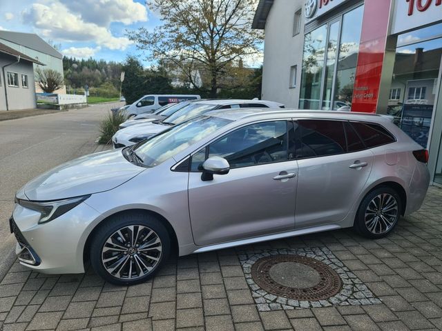 Corolla 1.8 Hybrid TS Team D