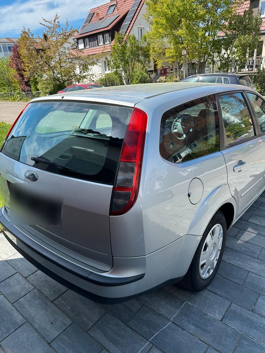 Ford Focus 2007 — engine 109 HP (80kW)