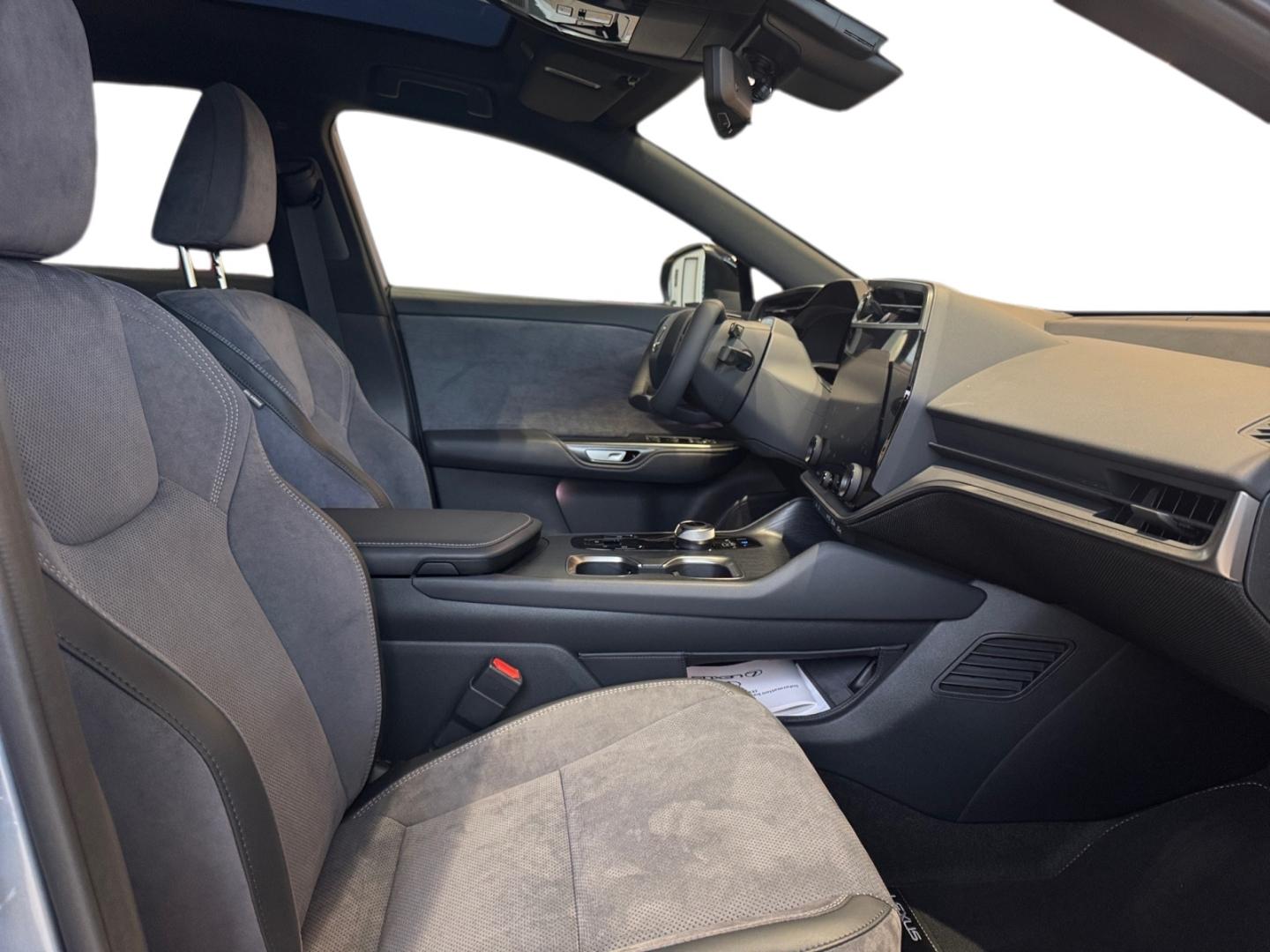 Lexus RZ 550e F-Sport Steer by Wire