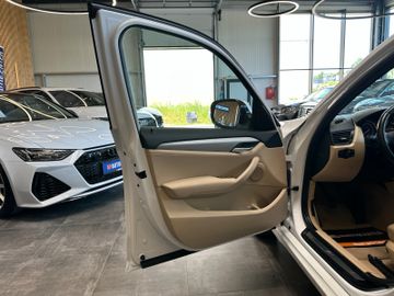 BMW X1 18 d *M-Paket*NAVI*TEMPO*PDC*PANO*