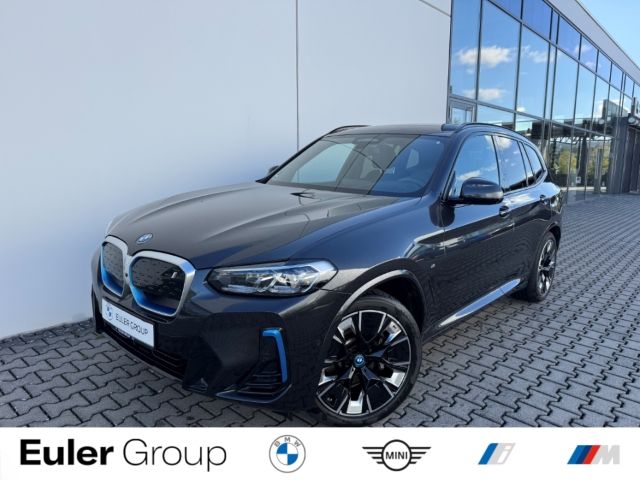 Image of BMW iX3