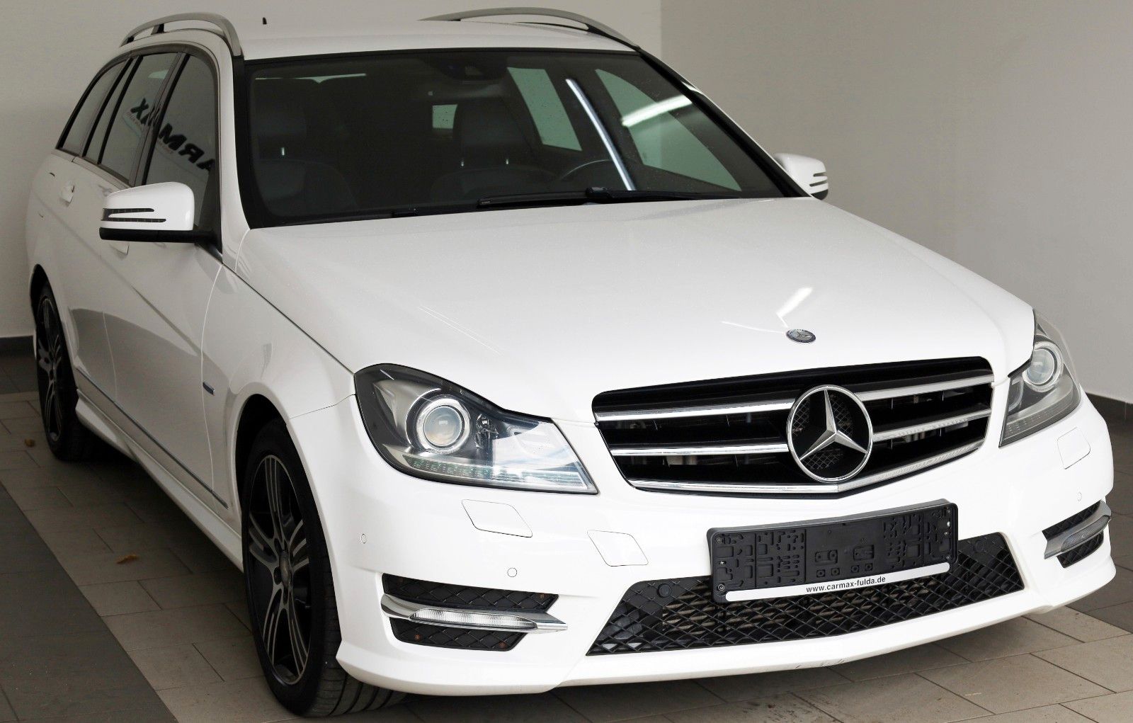Fahrzeugabbildung Mercedes-Benz C 300CDI 4M T AMG TLeder,Navi,Xenon,SH,PDC,SR+WR