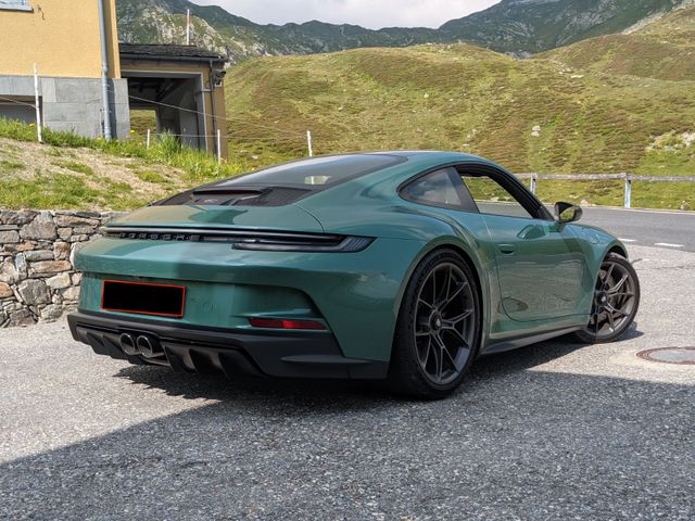 PORSCHE 992 GT3 Touring in Aston Martin Racing Green 