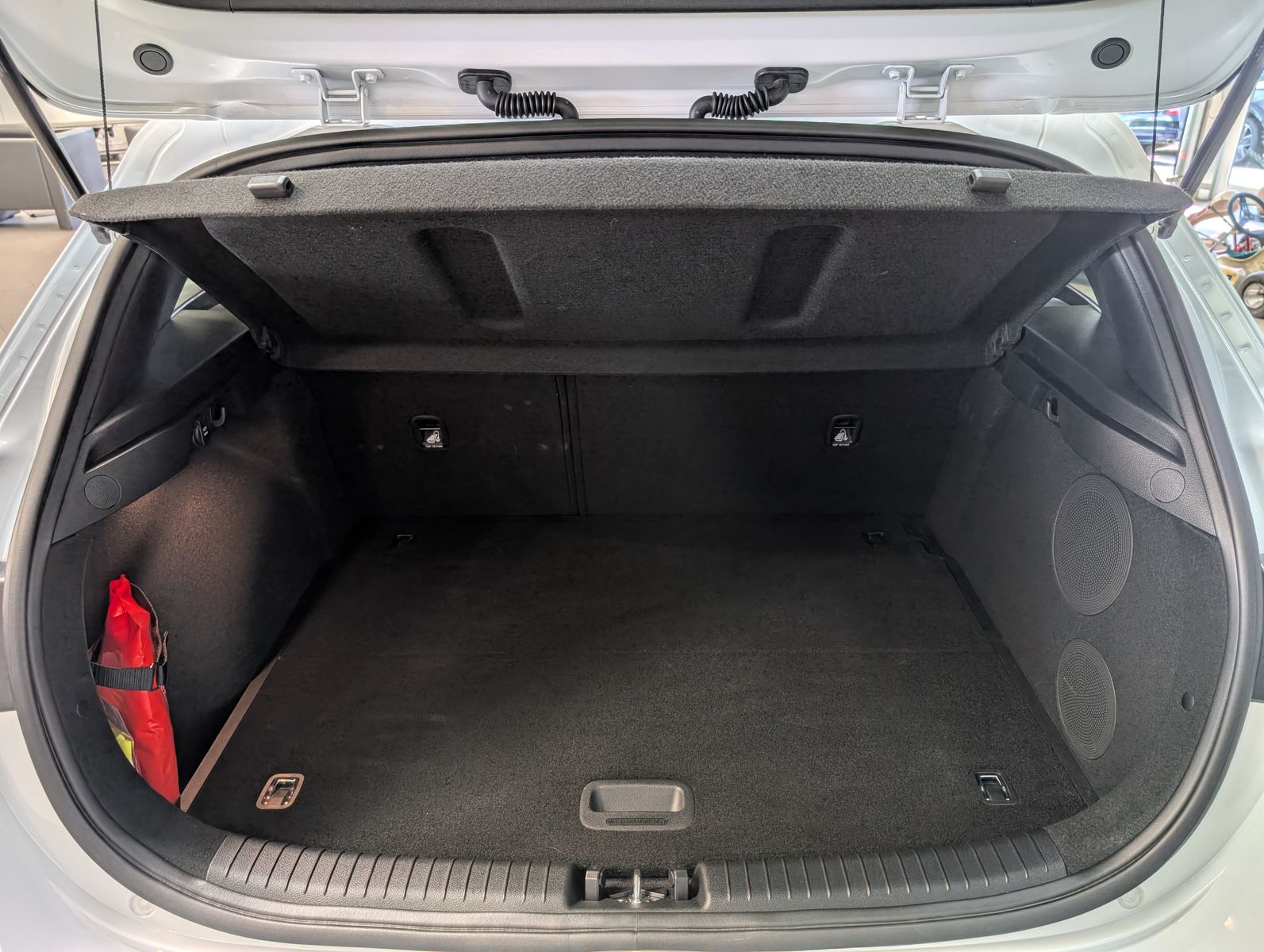 Fahrzeugabbildung Kia cee'd / Ceed GT Line LED JBL ACC KAM 7-JAHRE GAR