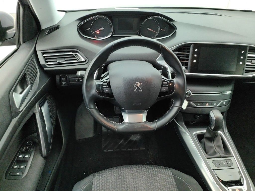 Fahrzeugabbildung Peugeot 308 SW Active 1.5D LED/NAVI/PDC/AHK/TEMPO