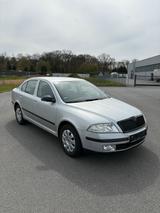 Skoda Octavia 1.9TDI TÜV10/2027 - Skoda Octavia mit Diesel-Antrieb: Limousine, 1.9