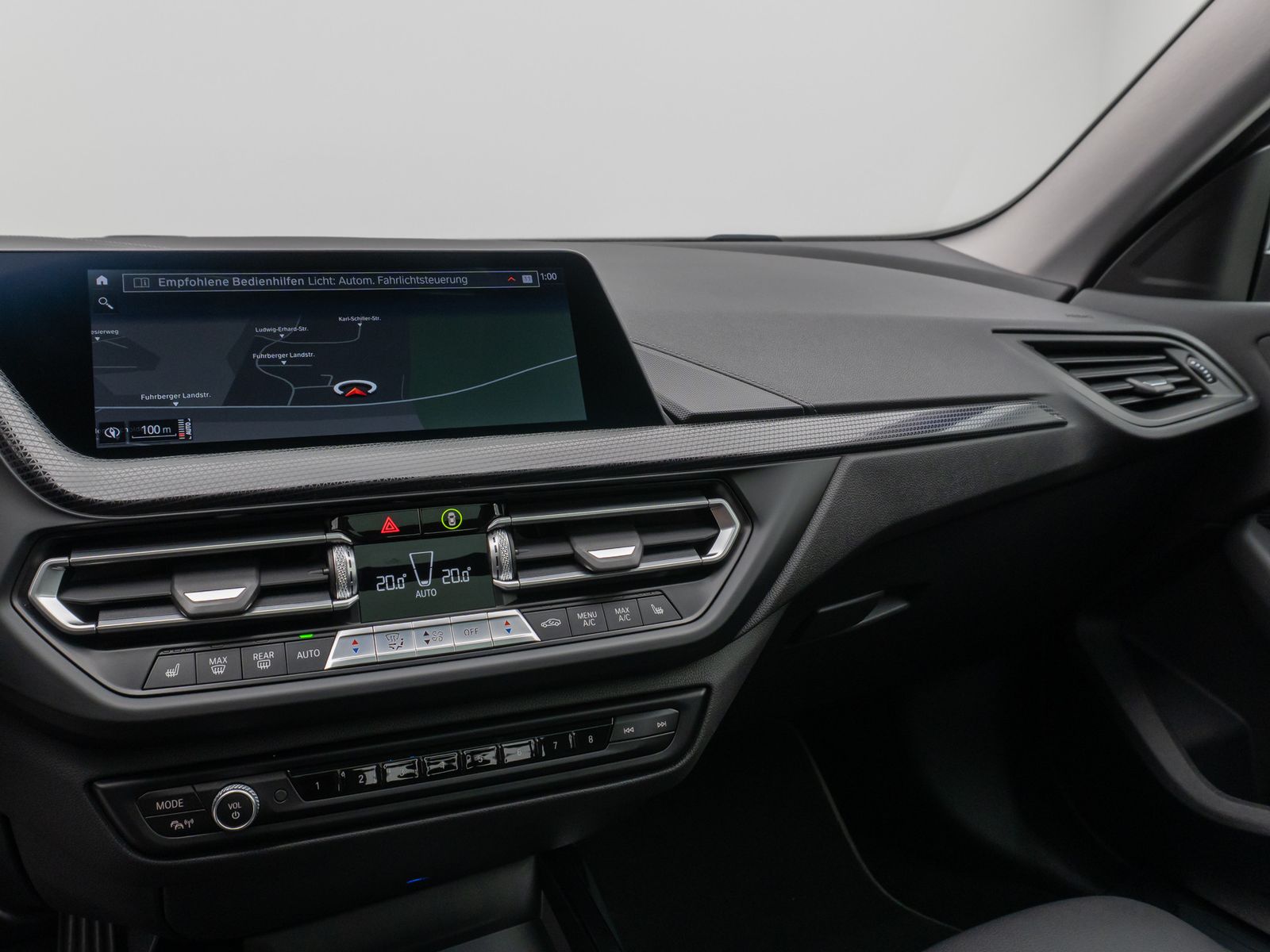 Fahrzeugabbildung BMW 220i Gran Coupé xD Sport Line HUD DAB Panorama