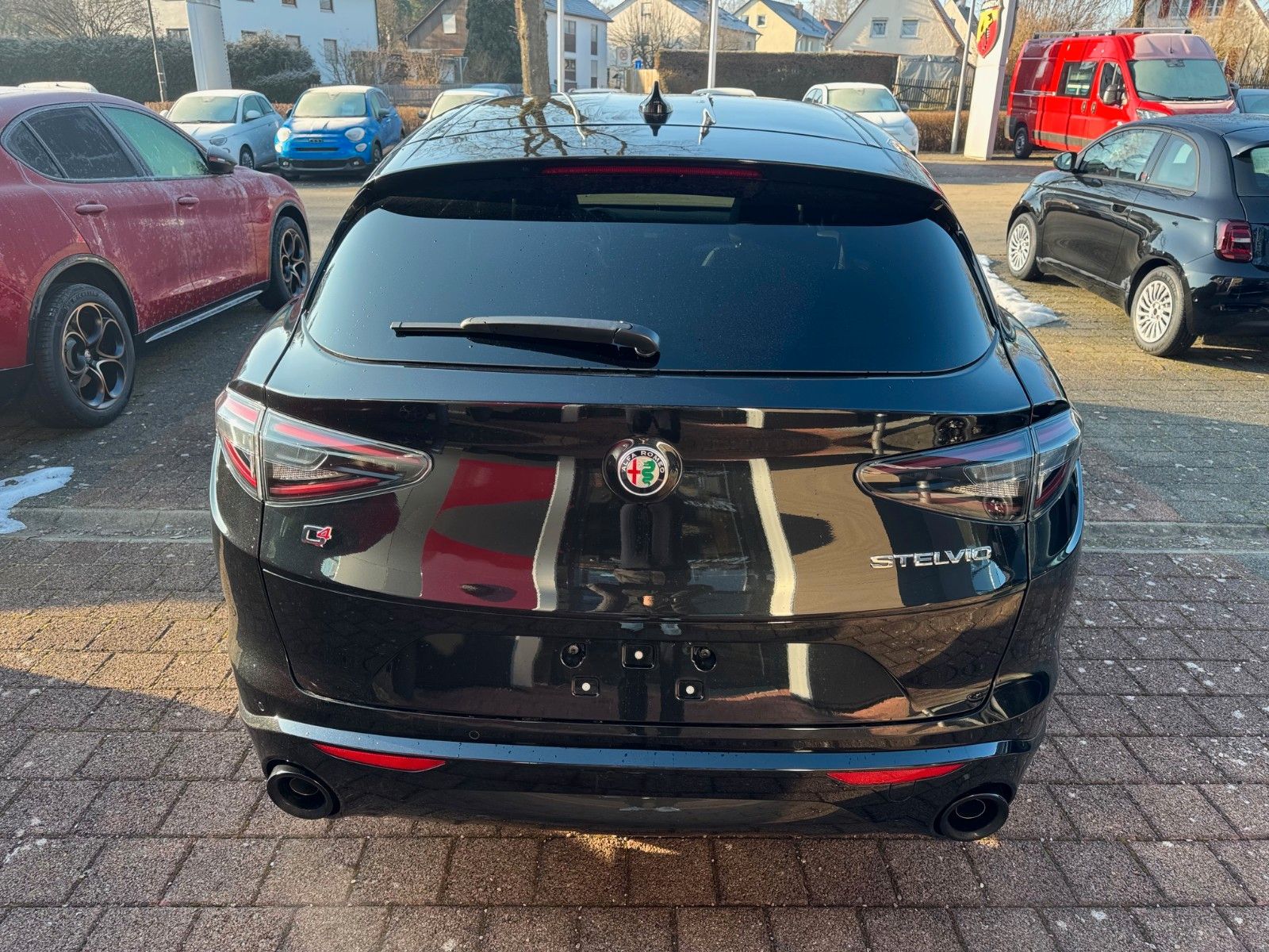 Fahrzeugabbildung Alfa Romeo Stelvio Intensa elekt. AHK Matrix LED Kamera NAV