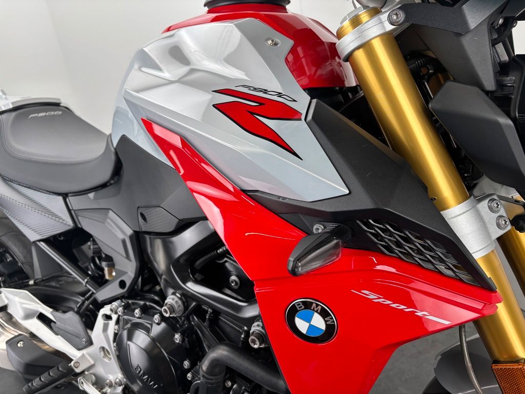 Fahrzeugabbildung BMW F900 R A2 *VIEL AUSSTATTUNG *SCHECKHEFT *SERVICE