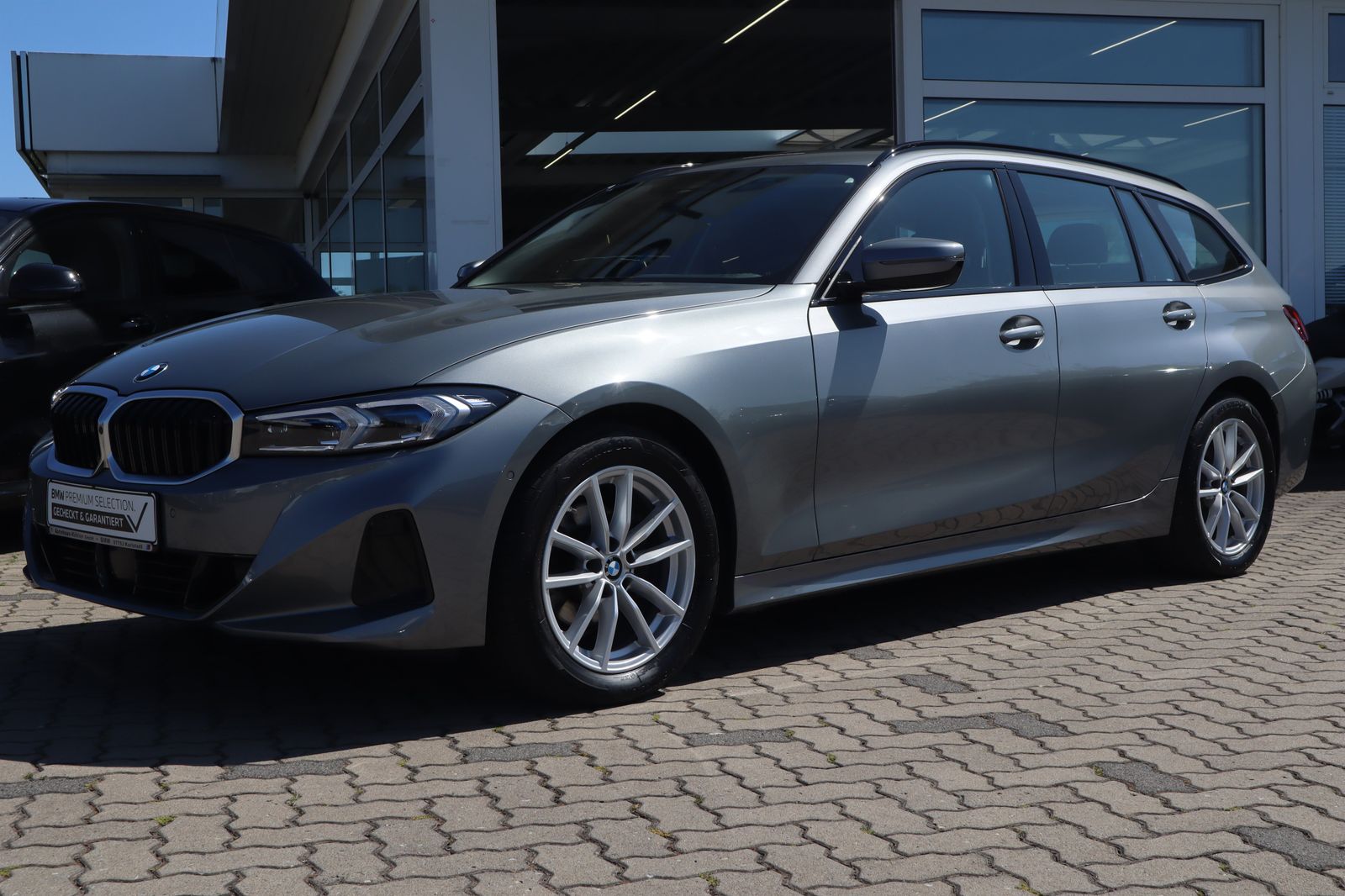 BMW 318i Touring DAB LED Komfortzg Memory foto 1