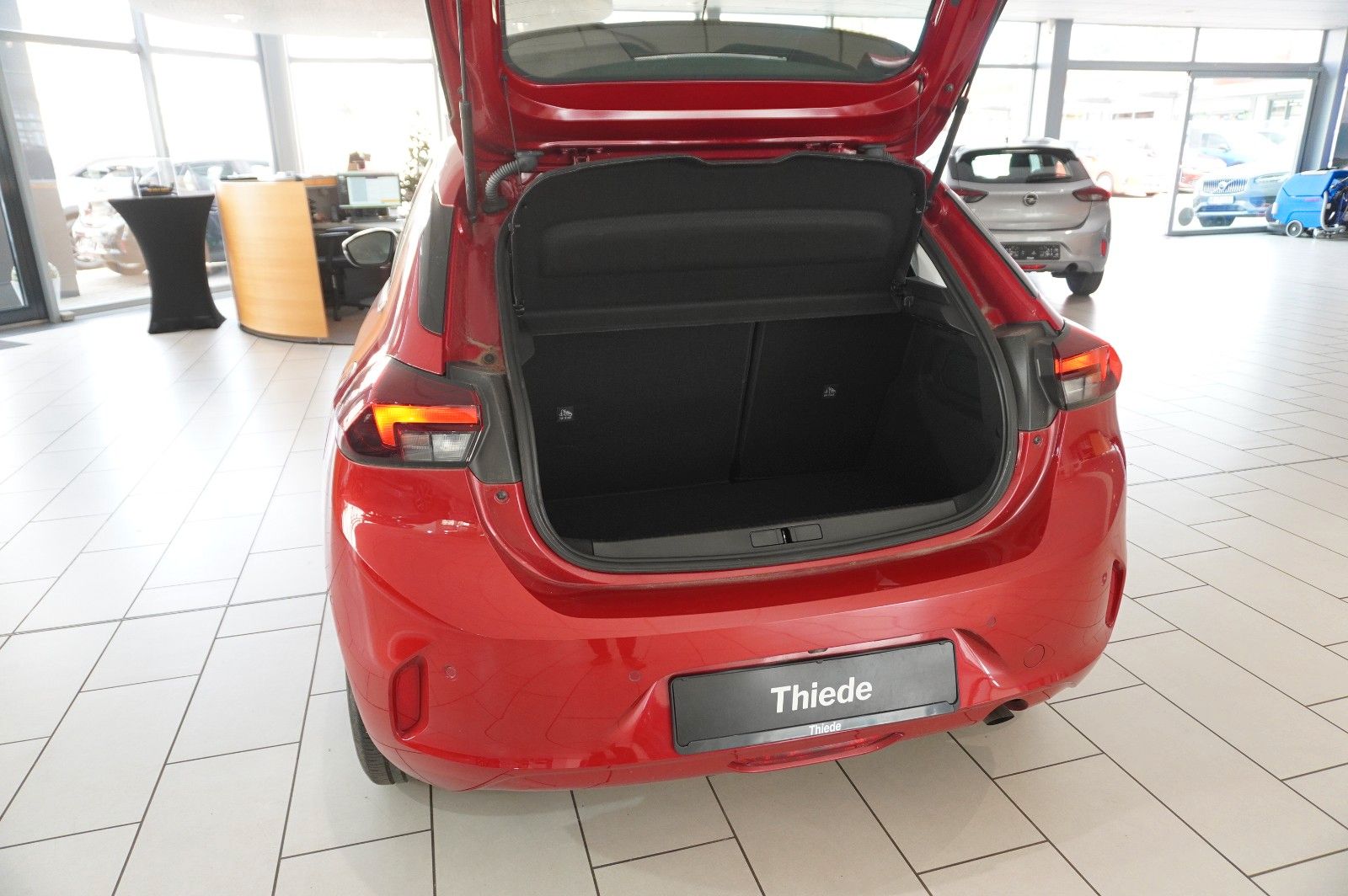 Fahrzeugabbildung Opel Corsa F 1.2 ELEGANCE NAVI/LED/KAMERA/SPORT/DAB+