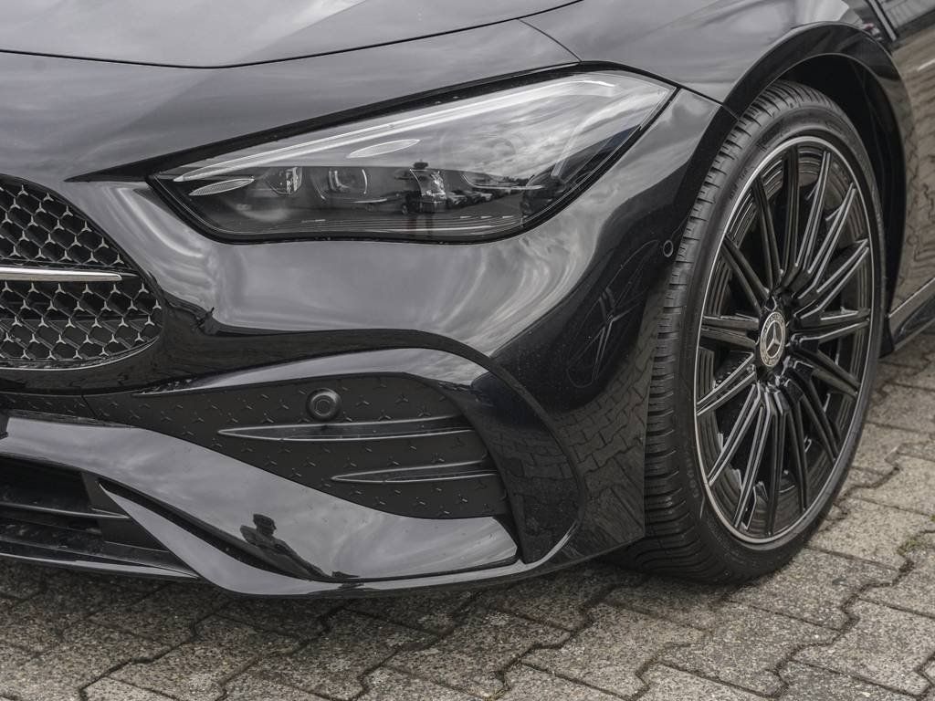Mercedes-Benz CLE 450 4M Coupé AMG Night DigitalL. Burmester foto 4