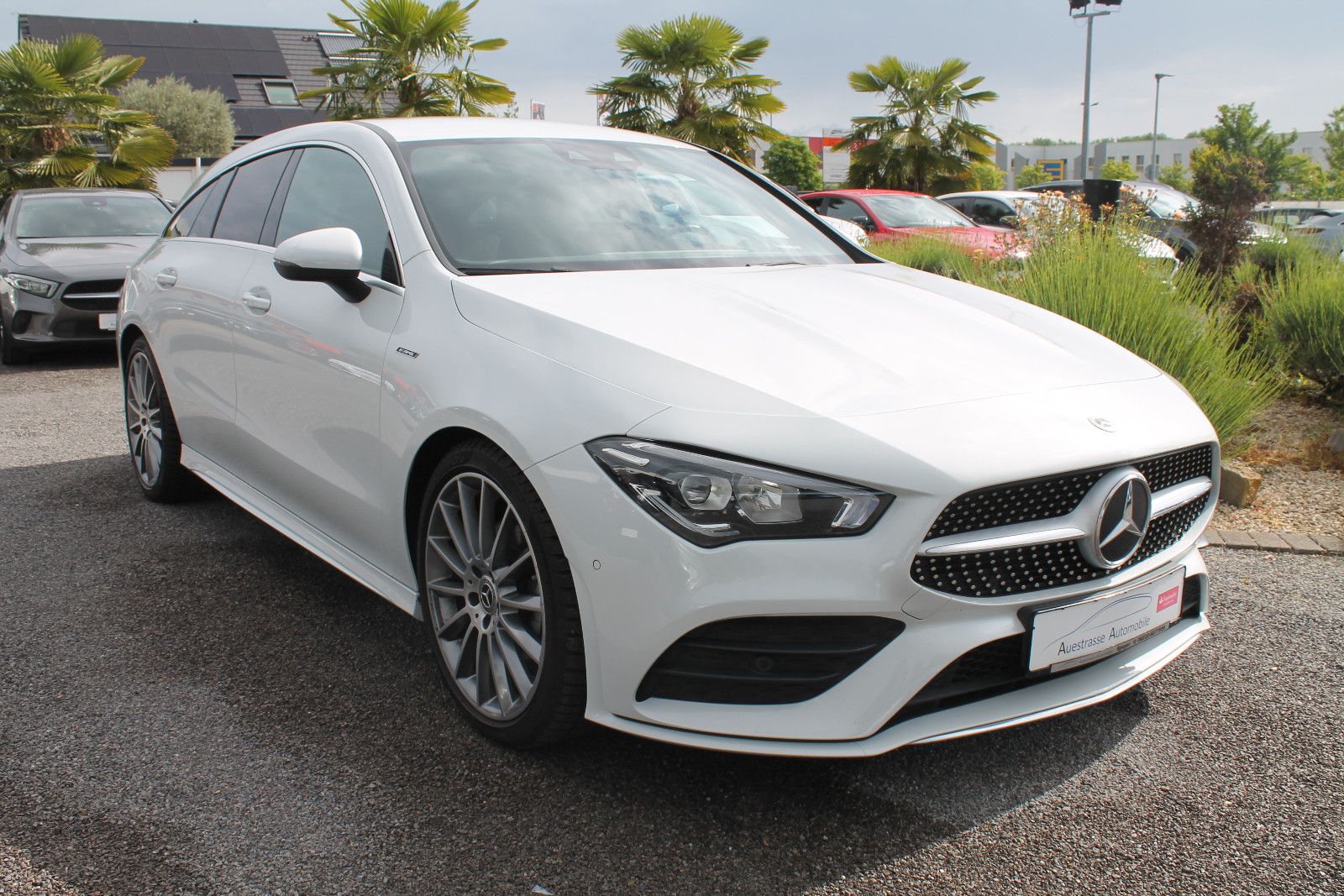 MERCEDES-BENZ CLA Shooting Brake, AMG, Ambiente, Kamera, LED