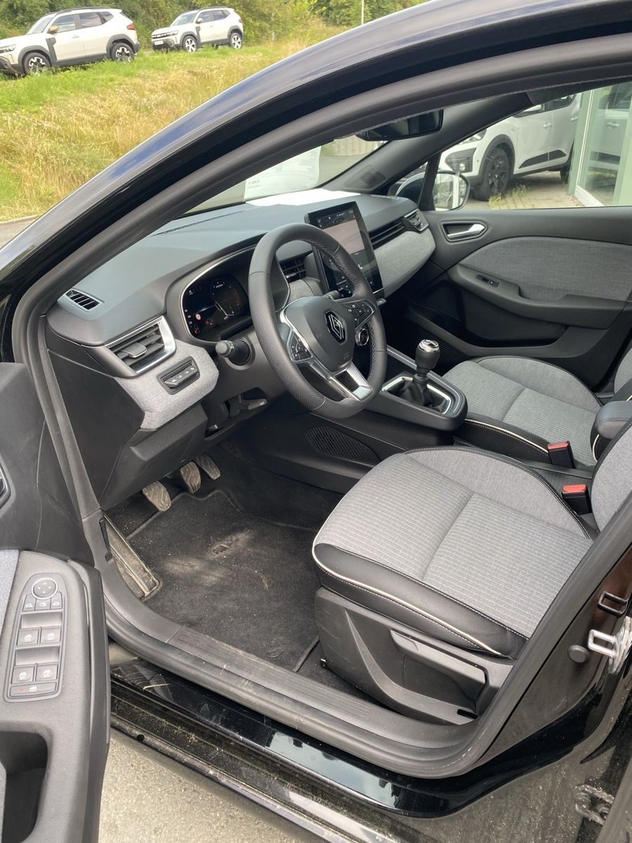 Renault Clio - Bild 14