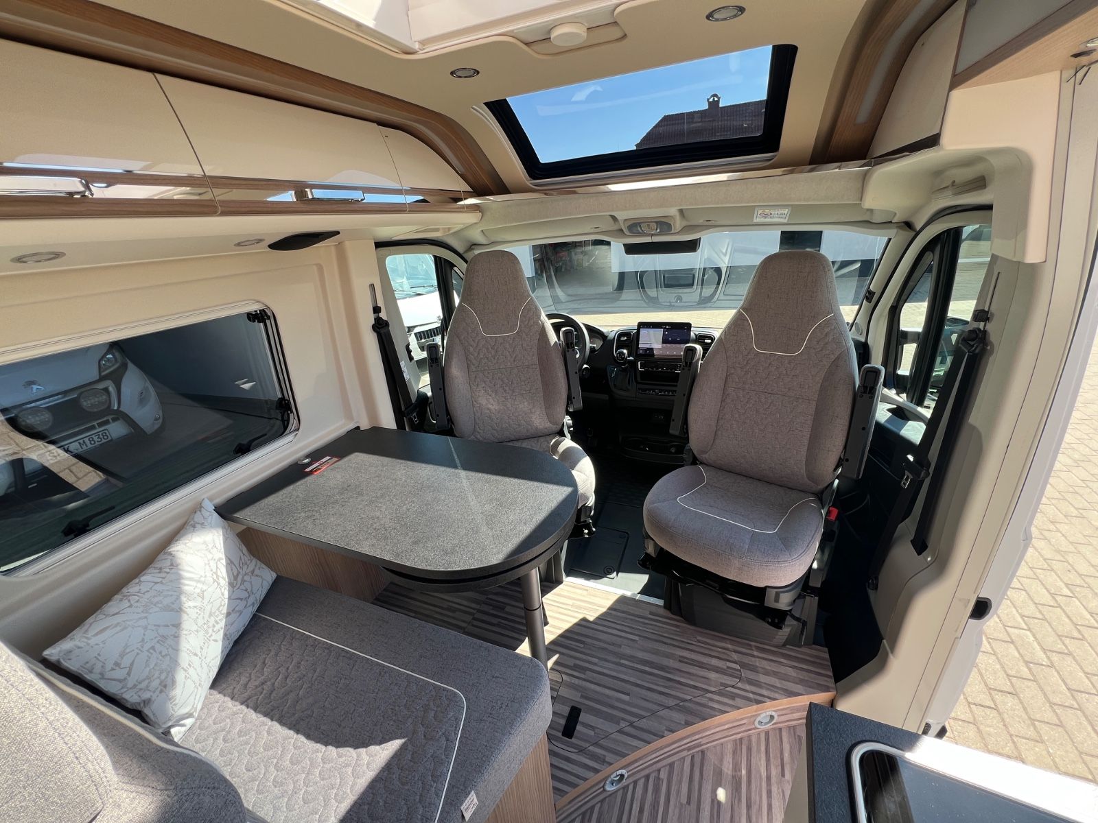 Fahrzeugabbildung Malibu Van diversity GT skyview 640 LE K