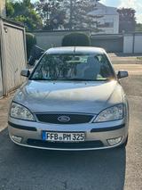 Ford Mondeo 2,5 V6 Ghia 5-tronic Ghia - Ford Mondeo: V6 Ghia