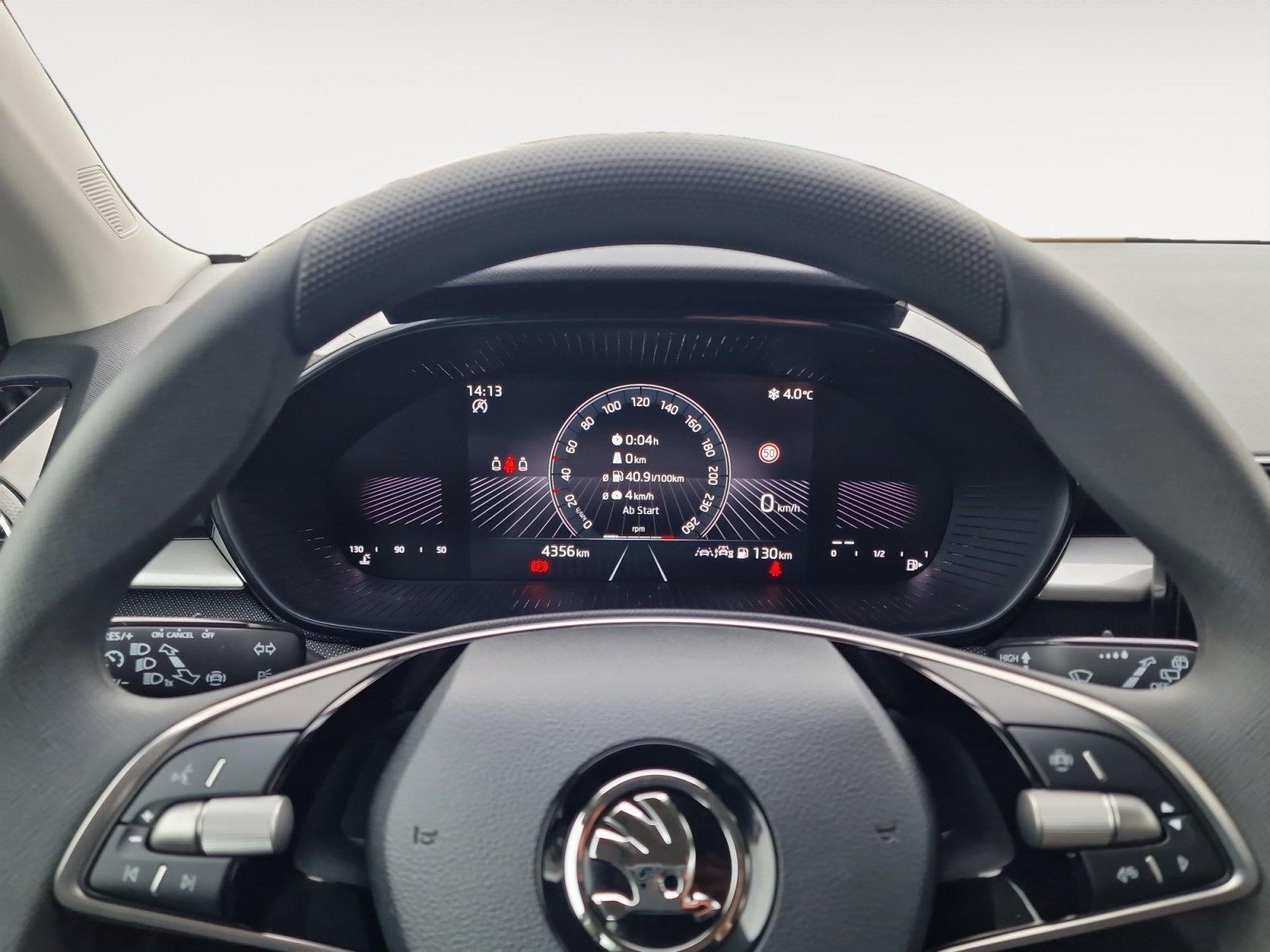 Skoda Fabia 1.0 TSI Selection LED CARPLAY SHZ PDC