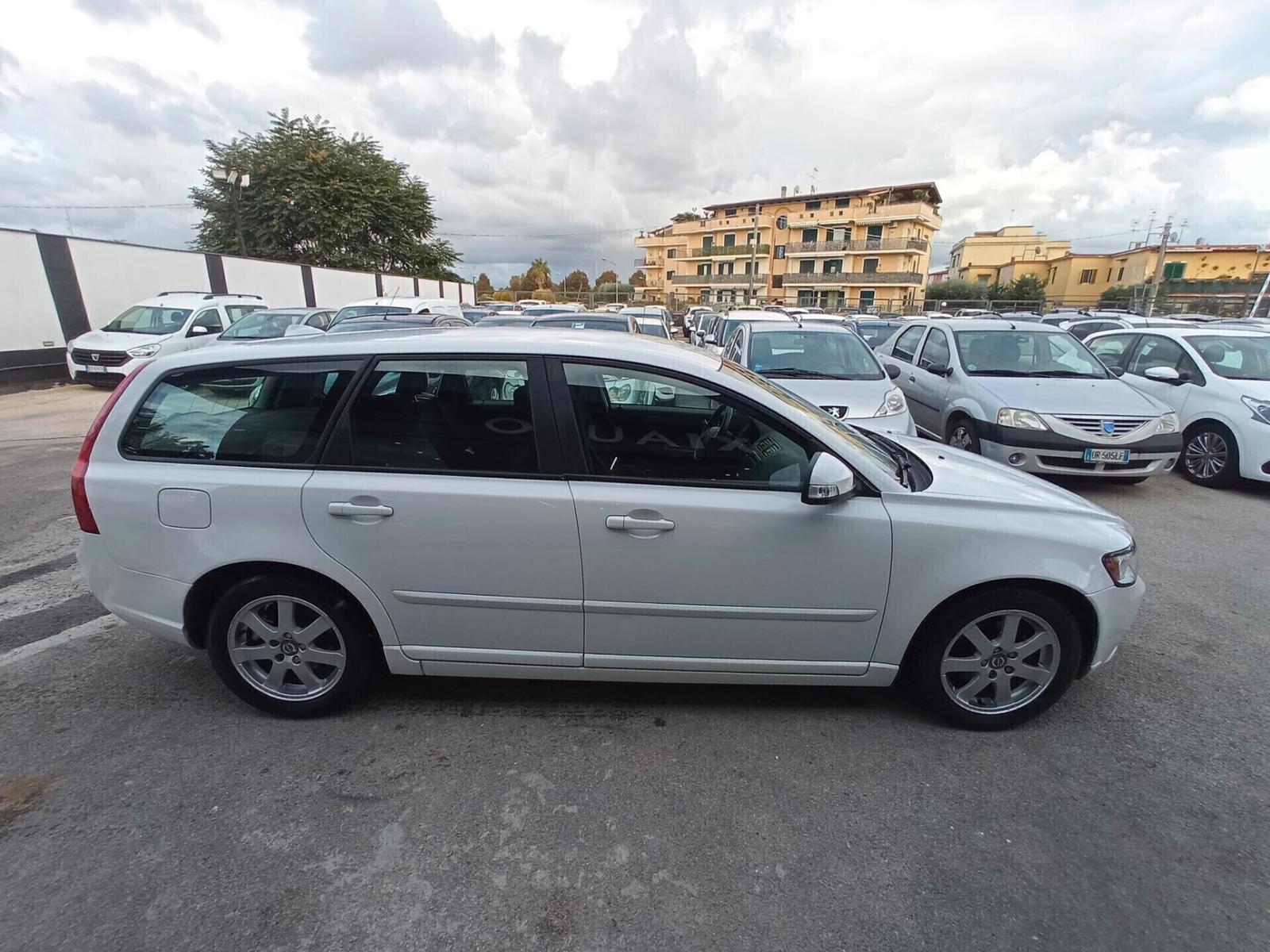 VOLVO V50 - 1.6 DIESEL - 114 CV - BVM