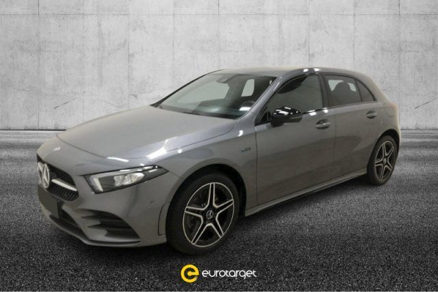 Mercedes-Benz MERCEDES-BENZ A 250 e hybrid EQ Premium