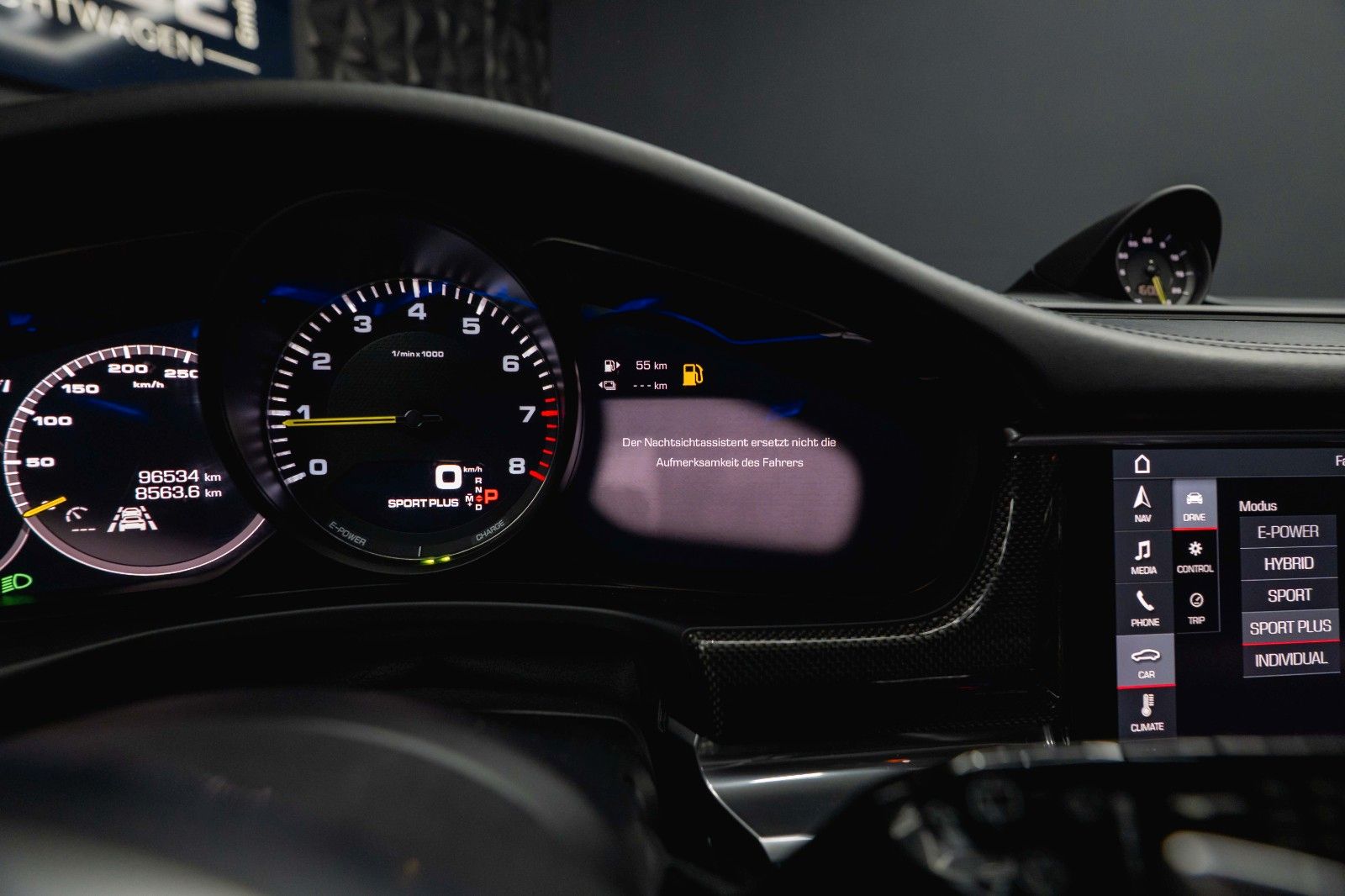 Fahrzeugabbildung Porsche Panamera Turismo 4 E-Hybrid Sport-Design *Pano*