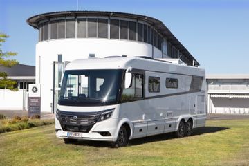 Niesmann + Bischoff Arto 84 